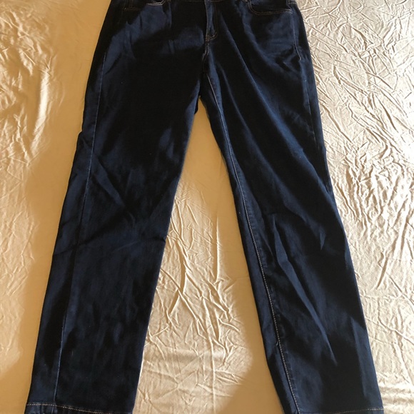 Jeans - Picture 4 of 5